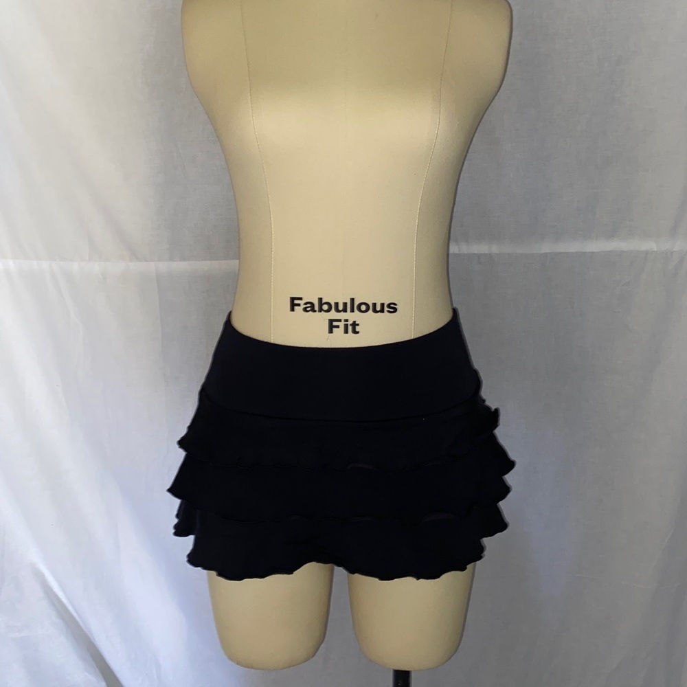 black ruffled mini skirt